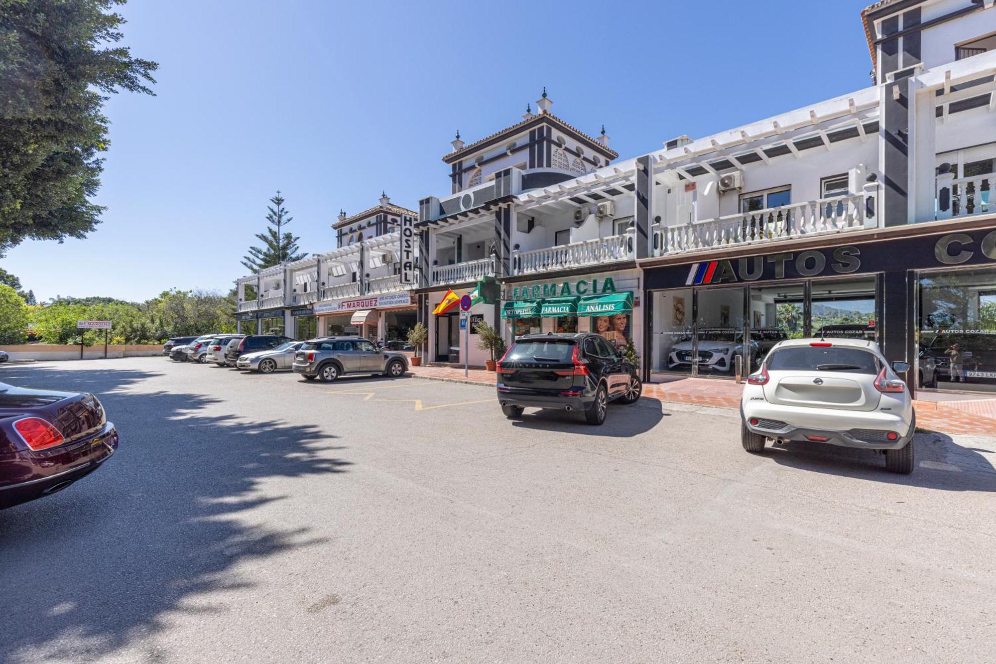 Hostal Puerta Almar إِستيبونا المظهر الخارجي الصورة